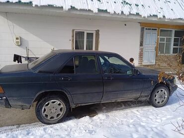 Mercedes-Benz: Mercedes-Benz 190: 1988 г., 2 л, Механика, Бензин, Седан