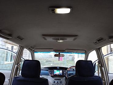 Toyota: Toyota Noah: 2003 г., 2 л, Автомат, Бензин — 9