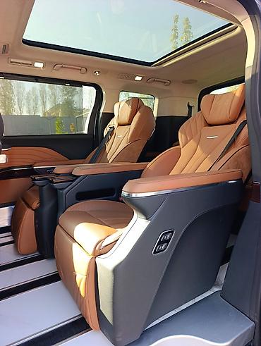 Другие автомобили: Премиум класс Минивэн Hongqi HQ9 📆 Год: 2023 11 🚙 Комплектация — 21