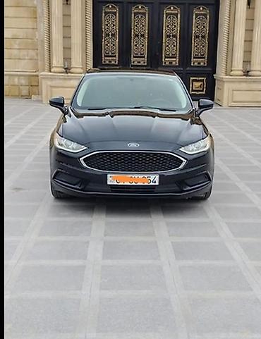 ford focus hatchback: Ford Fusion: 1.5 l | 2018 il 197000 km Sedan — 4