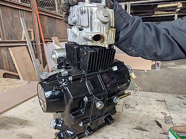 Мотозапчасти и аксессуары: Продаю абсолютно новый(!) двигатель (156FMI) на мотоцикл, питбайк и at lalafo.kg — 12 Мотозапчасти и аксессуары: Продаю абсолютно новый(!) двигатель (156FMI) на мотоцикл, питбайк и — 12