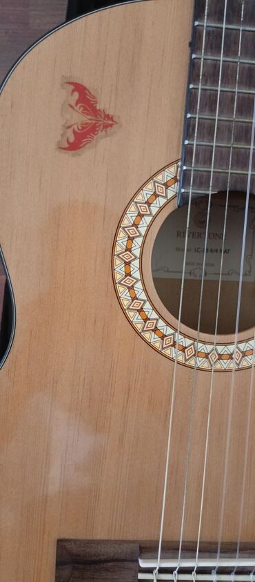 Akustik gitaralar: Klassik gitara, Arturia, İşlənmiş, Ödənişli çatdırılma
