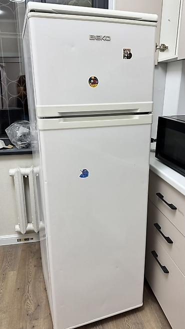 trex 2: Холодильник BEKO, классическая двухкамерная модель с верхней — 1