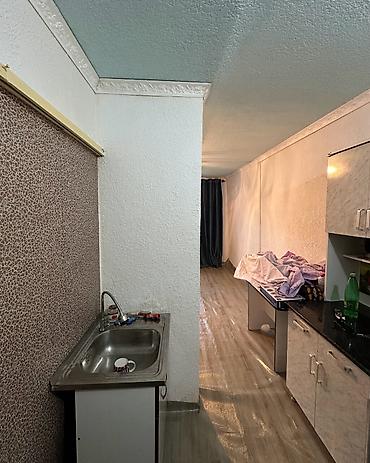 Продажа квартир: 1 комната, 18 м², Гостиничный тип, 3 этаж, Косметический ремонт — 2