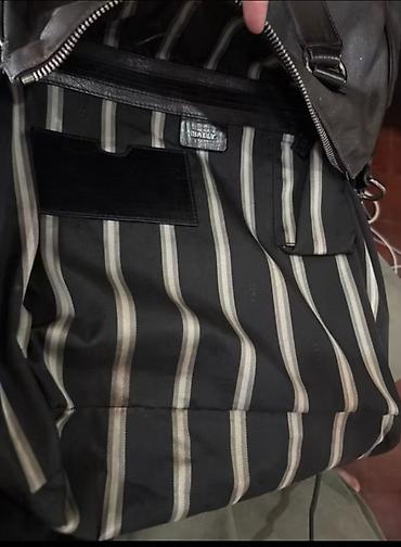 BALLY shopping tote bag, jako jako velika. Ima kožne ručke i ćoškove na lalafo.rs BALLY shopping tote bag, jako jako velika. Ima kožne ručke i ćoškove