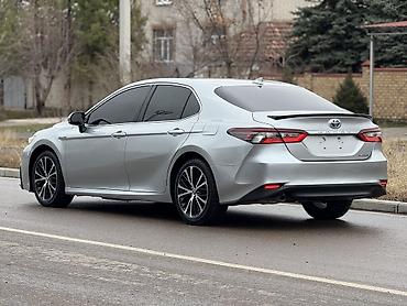 Toyota: Toyota Camry: 2021 г., 2.5 л, Автомат, Гибрид, Седан — 3