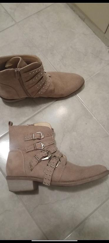 ugg torba: Ženske antilop gležnjače, bež/kapetone nijanse. Model sa špicastim — 2