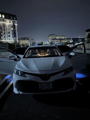 Toyota Camry: 2018 г., 2.5 л, Автомат, Бензин, Седан