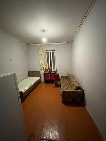 Uzunmüddətli kirayə mənzillər: İcərişəhər metrosunan 300 m. məsafədə, Abdulla Şaiq 5 kücəsində — 6