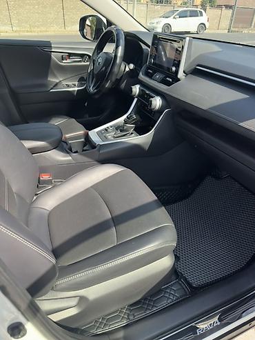 bad e5: Toyota RAV4: 2020 г., 2.5 л, Вариатор, Гибрид, Кроссовер — 4
