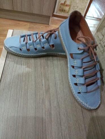обувь для туризма: Макасины летние женские, новыенатуральная кожа, цвет голубой