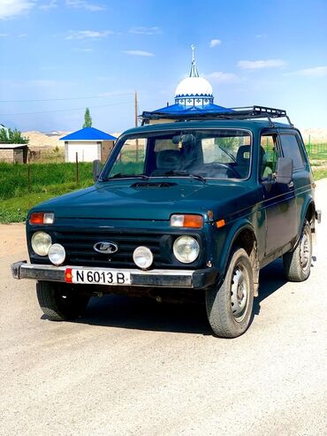 7 местные: ВАЗ (ЛАДА) 4x4 Нива: 2005 г., 1.7 л, Механика, Бензин, Внедорожник