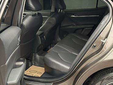 Toyota: Toyota Camry: 2021 г., 2.5 л, Вариатор, Гибрид, Седан — 14
