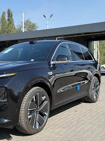 Lixiang: Lixiang L6: 2025 г., Вариатор, Гибрид, Кроссовер — 10