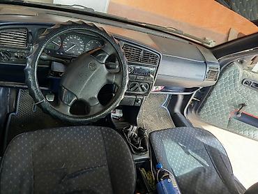 Volkswagen: Volkswagen Passat: 1993 г., 1.8 л, Механика, Бензин, Седан — 3
