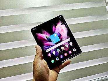z fold 3: Samsung Galaxy Z Fold 3, Б/у, 512 ГБ, цвет - Черный, 1 SIM, 2 SIM — 1