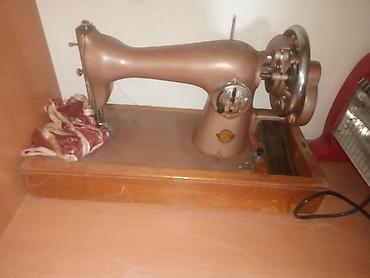 Mexaniki tikiş maşını – retro model - Korpus: tökmə metal gövdə