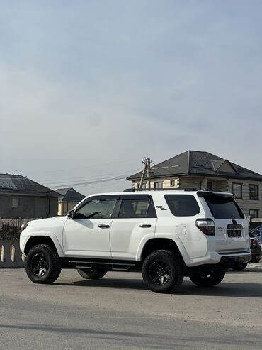 купить крузак 100: Toyota 4Runner: 2018 г., 4 л, Типтроник, Бензин, Жол тандабас