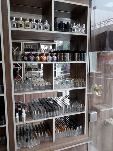 Stend vitrinləri: Stend vitrinləri — 4