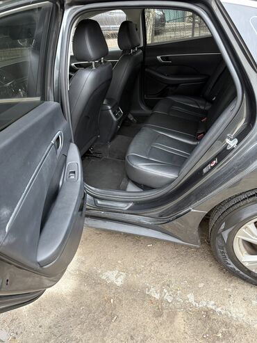 Hyundai: Hyundai Sonata: 2019 г., 2 л, Газ — 12