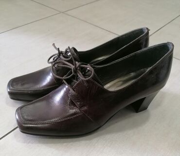 cipele sa debelom stiklom: Pumps, 38