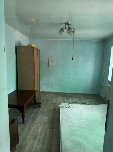 снять дом в бишкуле на длительный срок: 100 м², 4 комнаты, Забор, огорожен, Подвал, погреб