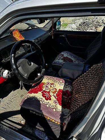 кочкор авто: Mercedes-Benz W124: 1988 г., 2.9 л, Кол менен иштөөчү, Дизель, Седан — 5