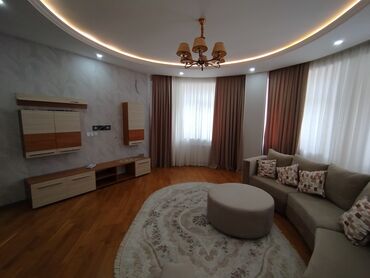 Yeni tikili: 3 otaqlı, Yeni tikili, 78 kv. m — 2