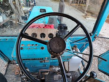 Traktorlar: Salam Traxtor Saz Veziyyetdedi Otur sur Mtz 82 Traxtor Ter Ter — 5