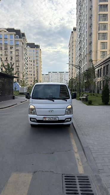 1000: Hyundai Porter свежий пробег оргинал состояние идеальное матор каропка — 4
