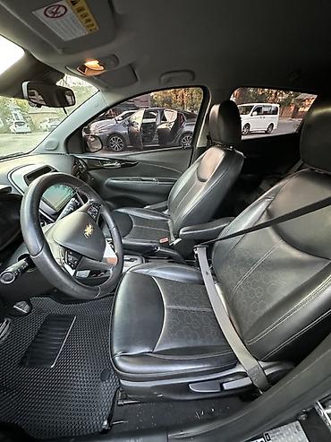 спарк авто: Chevrolet Spark: 2017 г., 1 л, Автомат, Бензин, Хэтчбэк — 8