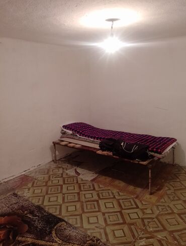 дом в ат башы: 20 м², 2 комнаты