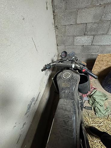 Транспорт: Мотоцикл SAQ SAQ-200CC (200 см³) Описание: - Классический дорожный — 3