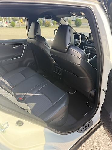 raf 4: Toyota RAV4: 2021 г., 2.5 л, Автомат, Бензин, Кроссовер — 9