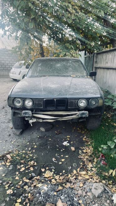 runx alex: BMW 5 series: 1992 г., 2 л, Механика, Бензин, Седан