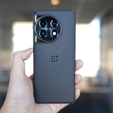 номер телефона: OnePlus 11R, Б/у, 256 ГБ, цвет - Голубой, 2 SIM