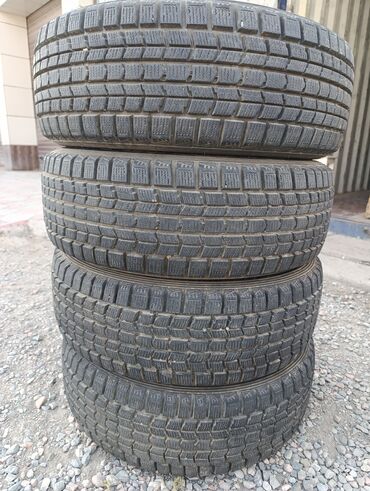 старекс авто: Шины 225 / 60 / R 17, Зима, Б/у, Комплект, Легковые, Япония, Dunlop