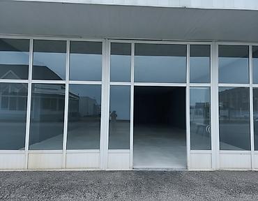 hokmelide heyet evi: Çölyolda obyekt satilir. 100 kvadrat. Sənədləri qaydasındadır. 3 Faz — 1