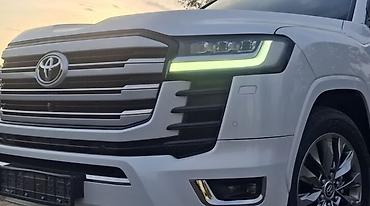 Toyota Land Cruiser: 2006 г.