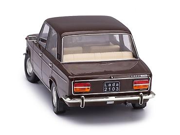 Искусство и коллекционирование: Triple9 modeli 1:18 .
Lada 1500. Vaz 2103 — 5