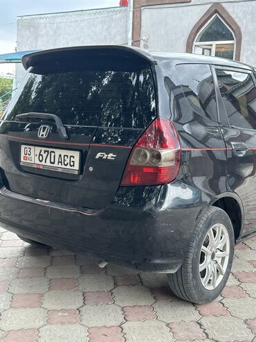 авто фит: Honda Fit: 2003 г., 1.3 л, Автомат, Бензин