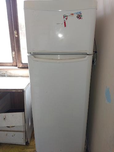Soyuducular: İşlənmiş 2 qapılı Indesit Soyuducu Satılır, rəng - Ağ — 3
