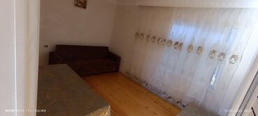 аренда квартир на долгий срок: Suraxanida 2 otaqli heyet evi 100 kv 1 sot torpaq temirli yaxshi