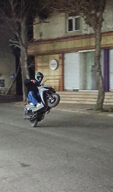 benzinli moped: Zontes 150 sm3, 2022 il, 300 km — 5