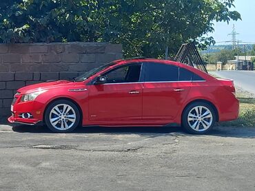 Chevrolet: Chevrolet Cruze: 1.4 l | 2014 il 162000 km Sedan — 2