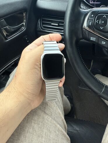 philips xenium 9@9w: İşlənmiş, Smart saat, Apple, Аnti-lost, rəng - Gümüşü