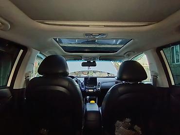 Hyundai: Hyundai ix35: 2 l | 2010 il Krossover — 16