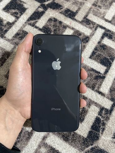 Apple iPhone: IPhone Xr, Б/у, 64 ГБ, Черный, Защитное стекло, Чехол