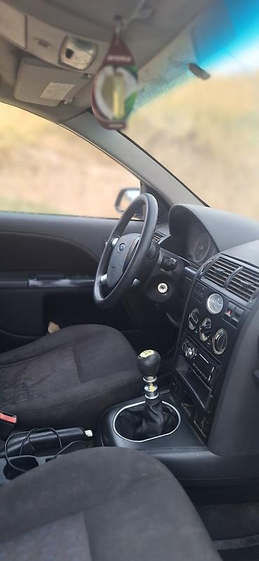 sprinter 4 4: Ford Mondeo: 2002 г., Механика, Бензин, Седан — 5