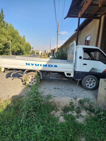 куплю шины бу бишкек: Жеңил жүк ташуучу унаа, Hyundai, Стандарт, Колдонулган